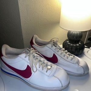 Old School Classic Nike